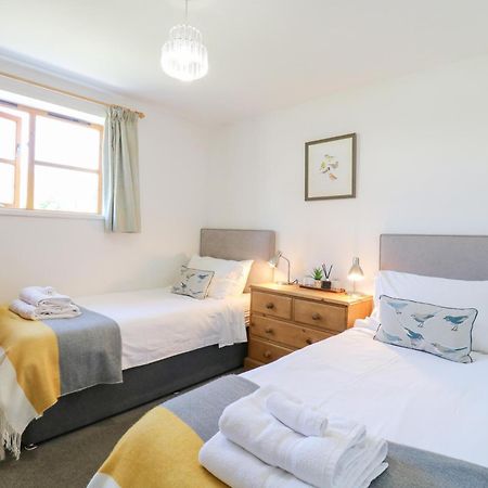 Bb House Villa Bedford Bagian luar foto