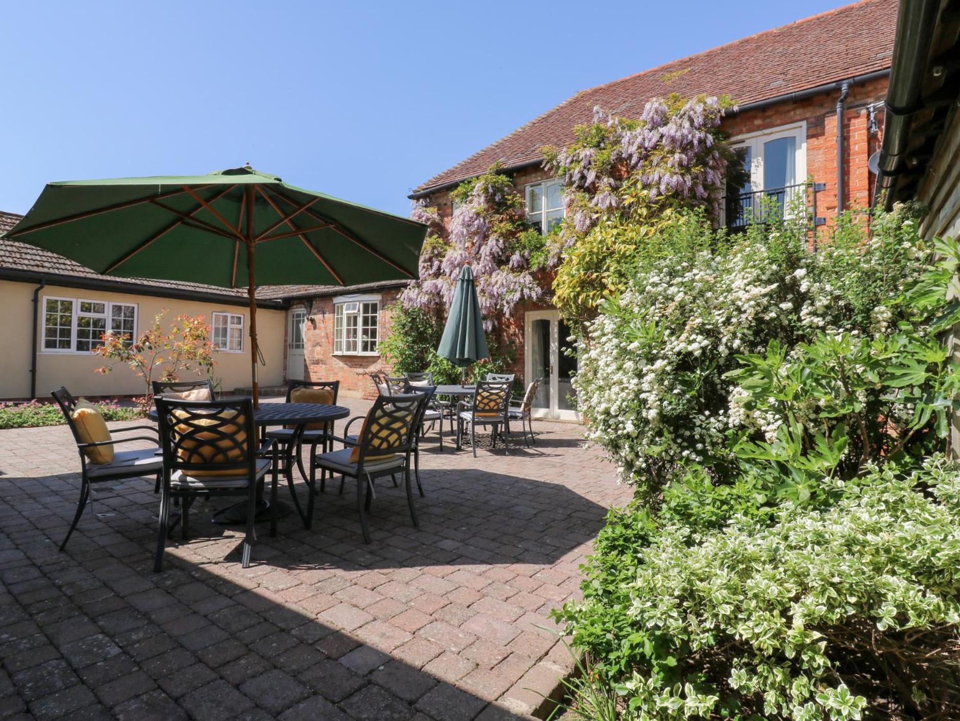 Bb House Villa Bedford Bagian luar foto