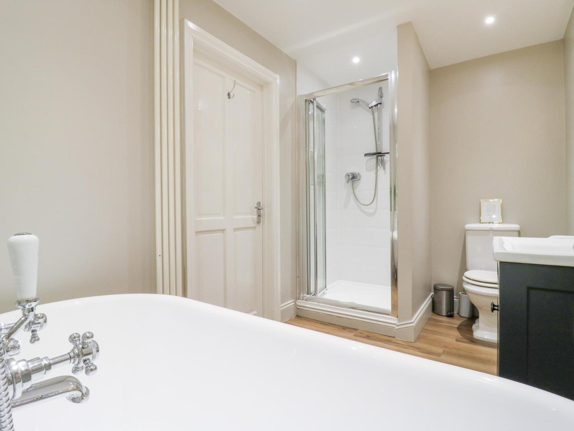 Bb House Villa Bedford Bagian luar foto