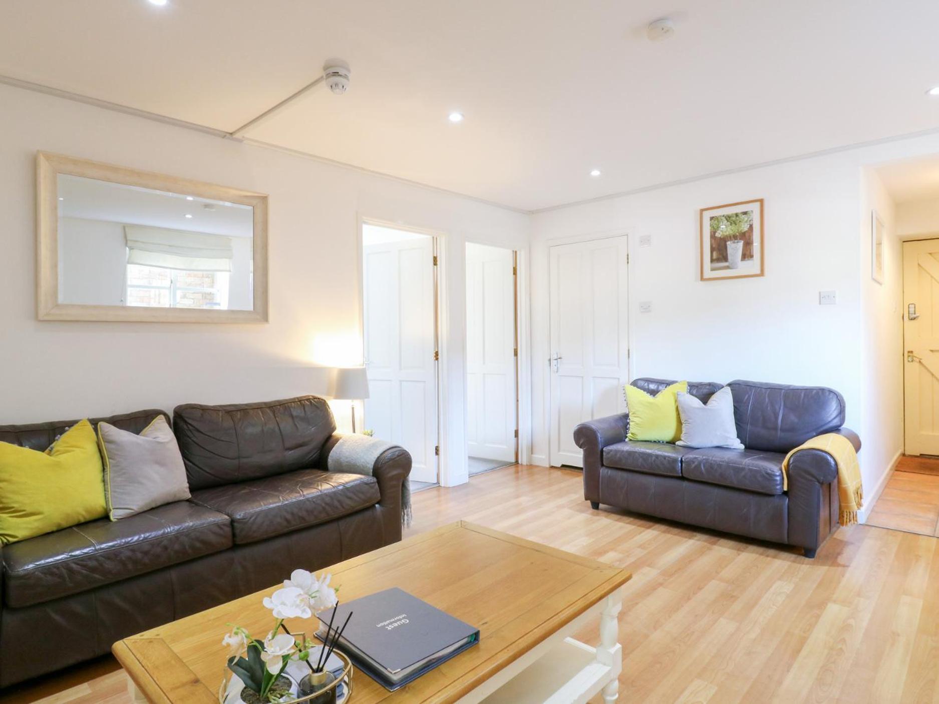 Bb House Villa Bedford Bagian luar foto