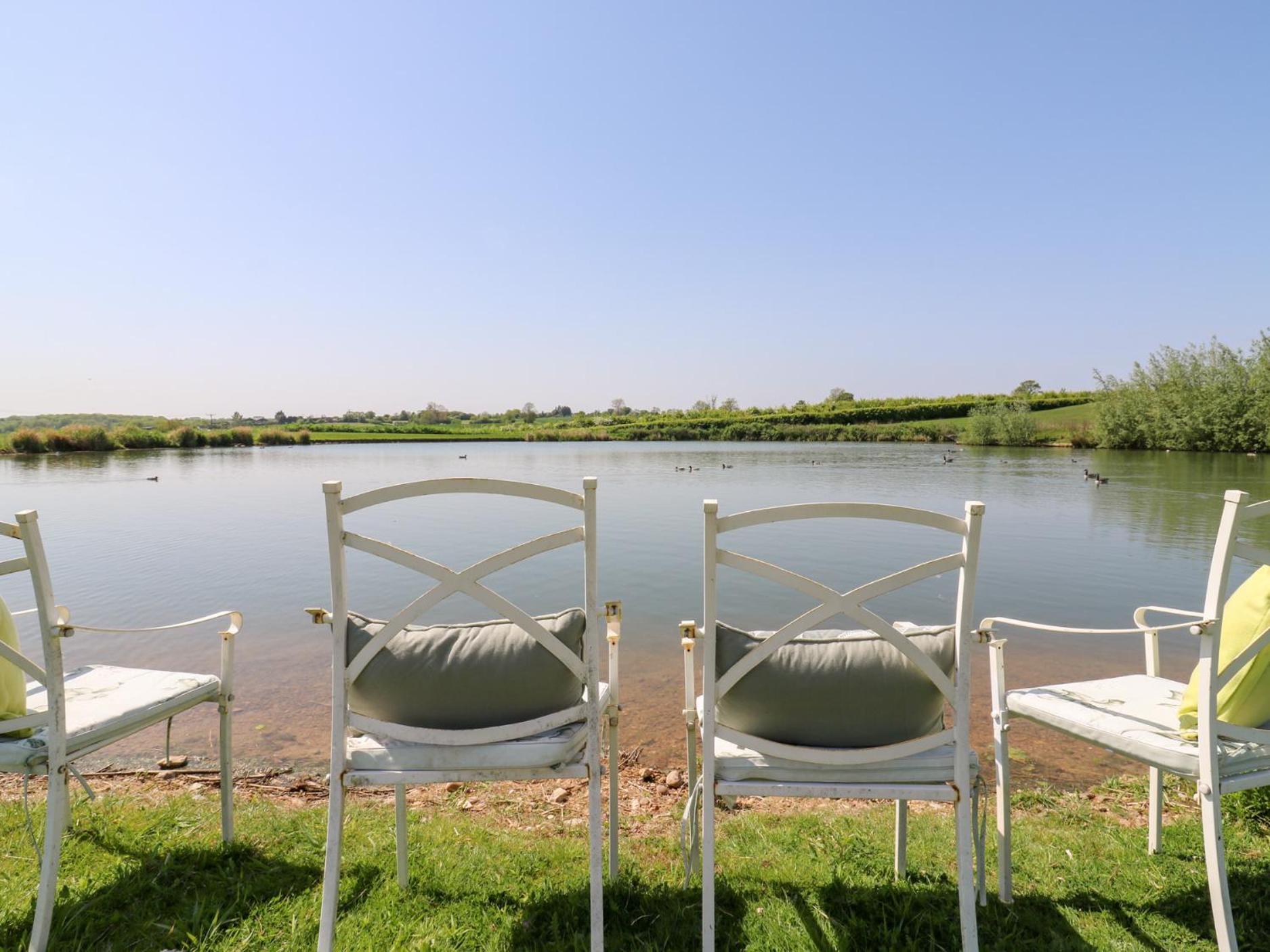 Bb House Villa Bedford Bagian luar foto